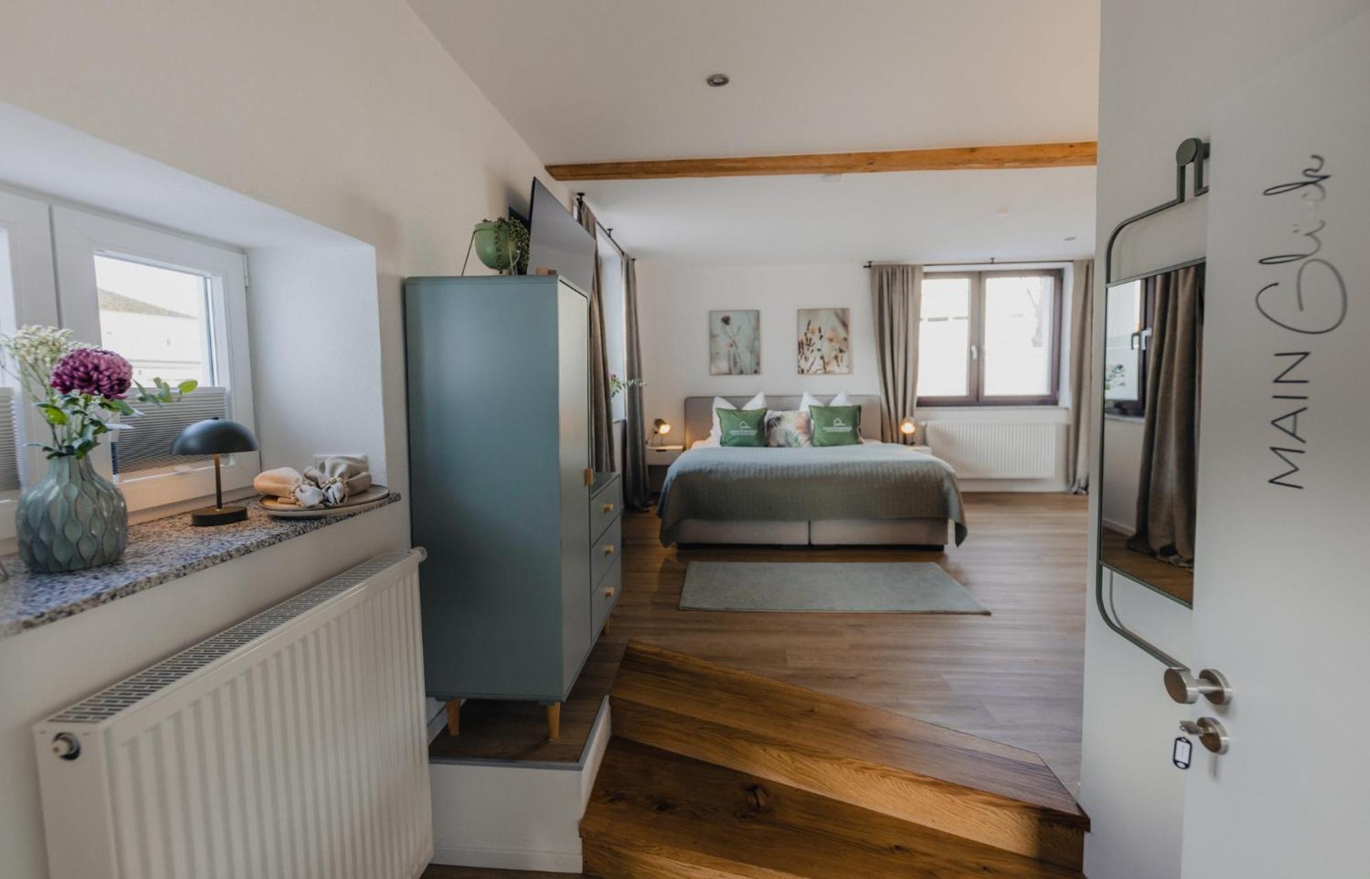 Mainterrasse Boardinghouse Am Fluss Klimatisierte Mit 80qm Terrasse Apartment *